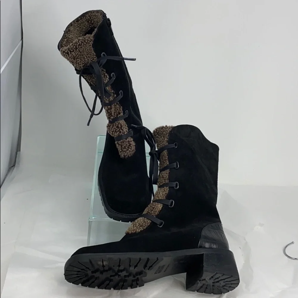 Stuart Weizman Sz 6B Black Suede Shearling Boots